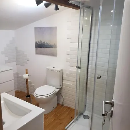 Room With Private Wc With Free Parking-3